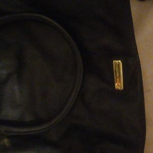 A Steve Madden purse